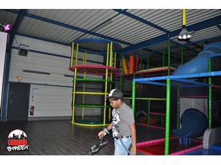 Laser Game LaserStreet - Anniversaire des 12 ans de Lenny chez Dream Kidz, Claye-Souilly - Photo N°43
